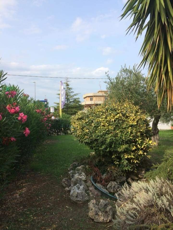 Ma.Di Bb Bed & Breakfast Rocca San Giovanni Oda fotoğraf